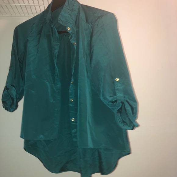 Truth NYC Emerald Button-up Blouse - Picture 1 of 5